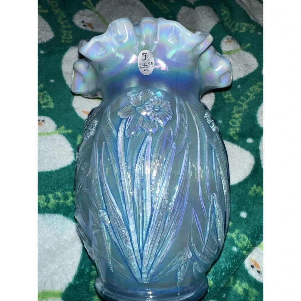 Fenton opalescent light